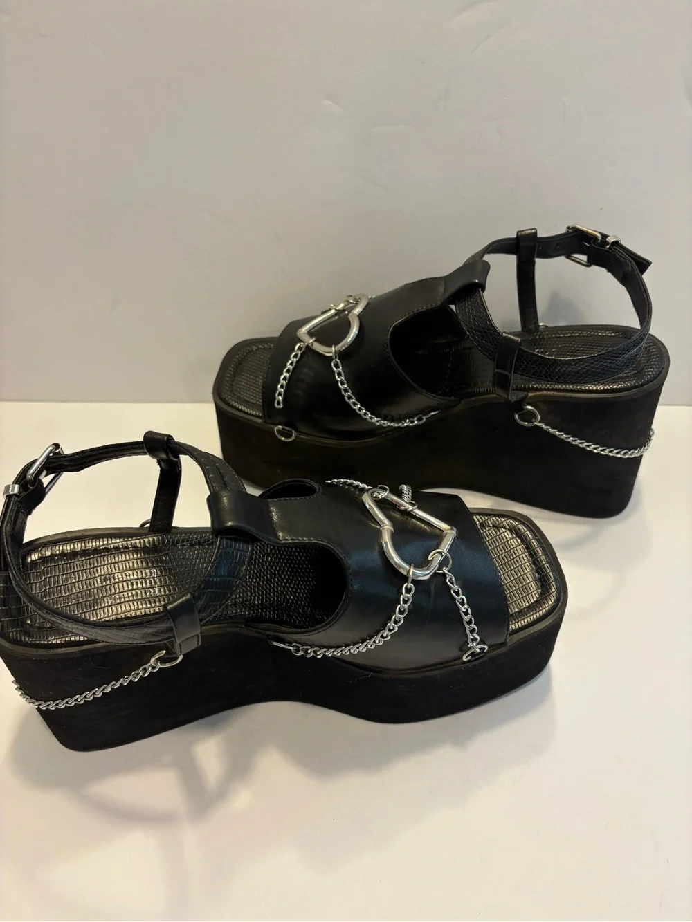 Heart Hardware Chain Wedge Platform Sandals Black Gothic, Grunge, Punk Sz 8